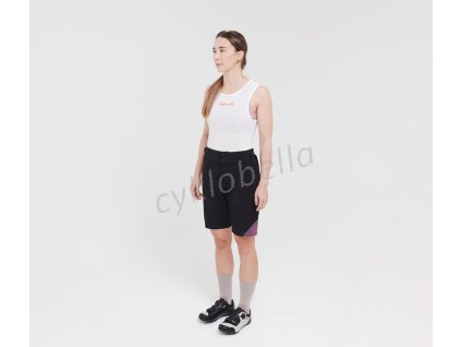 75518 75522 Kellys Studio 2023 4058