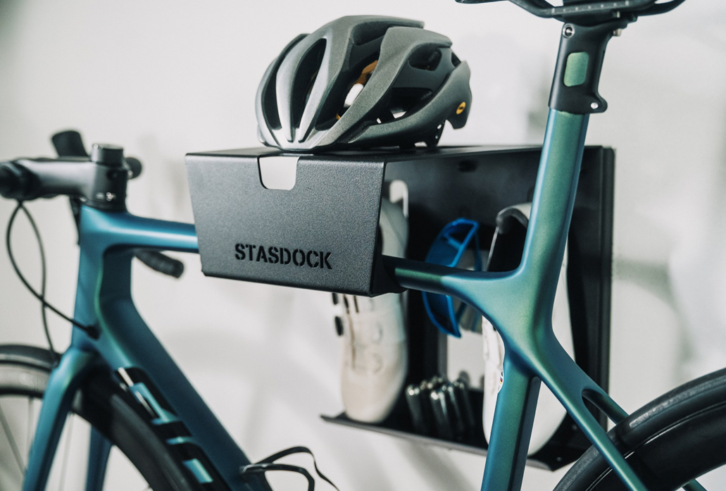 Držák na kolo na zeď: když má kolo doma své místo