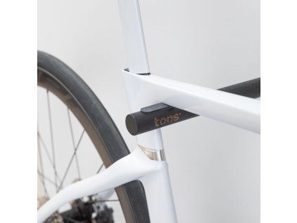 Designový držák na kolo Tons