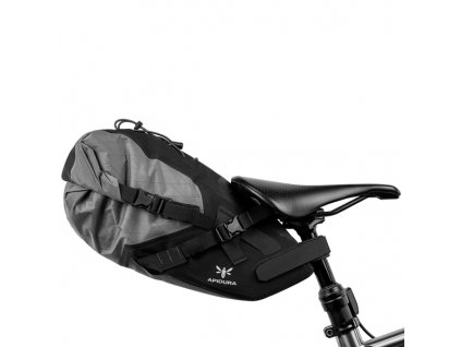 apidura backcountry saddle pack 6l on bike 3