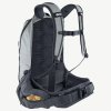 Batoh s chráničem páteře EVOC Trail Pro 16, Stone/Carbon Grey