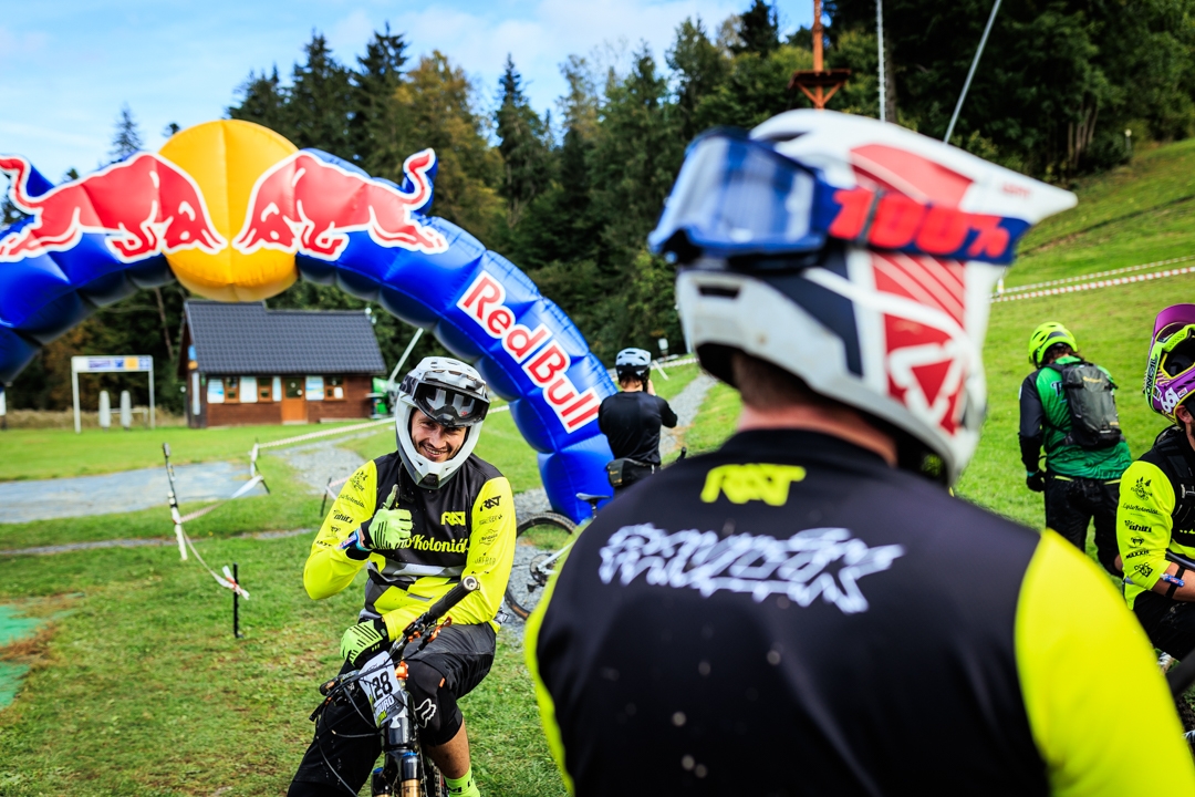 Frgály, slivovice a Valašské kopce