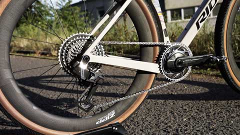 Najlepší pohon na gravel? SRAM 1×13 - 5 pre a 5 proti