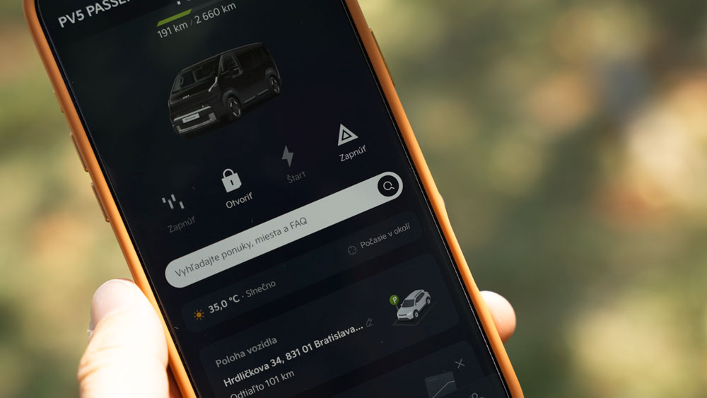 KIA PV5 Passenger - aplikácia KIA na diaľkové ovládanie klimatizácie a auta