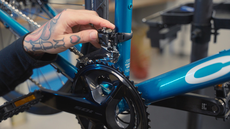 ako-nastavit-presmykac-na-bicykli