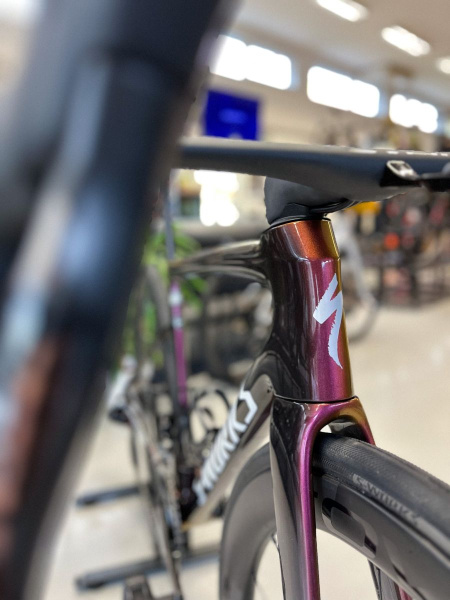 S-Works Tarmac SL8 Gold pohon