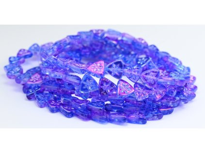 Flower on triangle 10mm - Pressed Beads