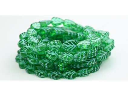 Pressed-Leaves 10x8mm