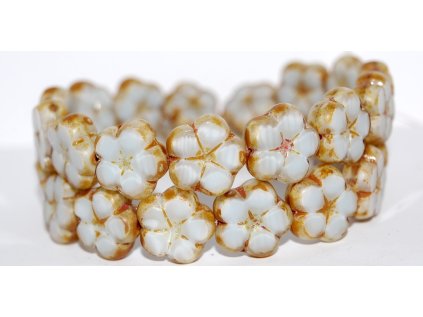 Flowers 16mm - Table cut beads