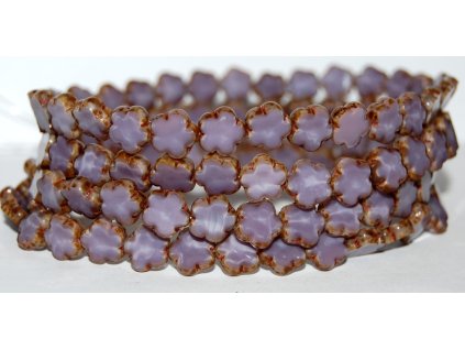 Flowers 10mm - Table cut beads