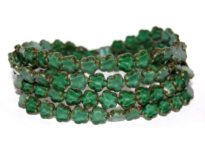 Flowers 10mm - Table cut beads