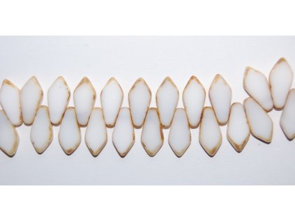 Table cut beads - Leaves 17x8