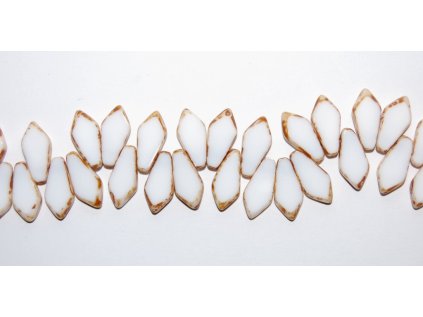 Table cut beads - Leaves 17x8