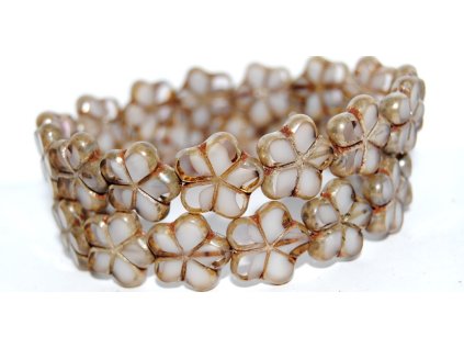 Flowers 17mm - Table cut beads