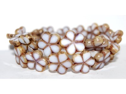 Flowers 17mm - Table cut beads