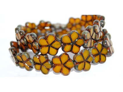 Flowers 17mm - Table cut beads