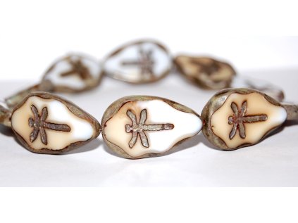 Table cut beads - Dragonfly on the leaf