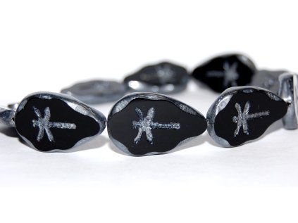 Table cut beads - Dragonfly on the leaf