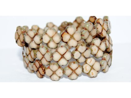 Table cut - Cloverleaf 15mm