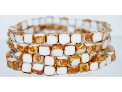 Squares-8x8mm - Table cut beads