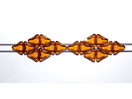 Trojúhelníky - 2 HOLE