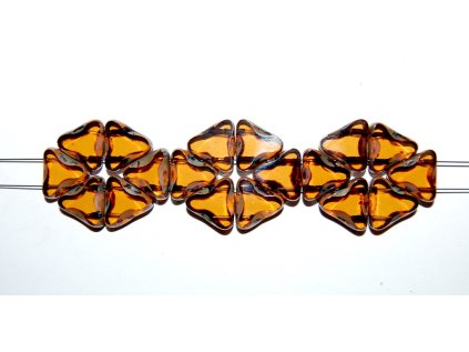 Trojúhelníky - 2 HOLE