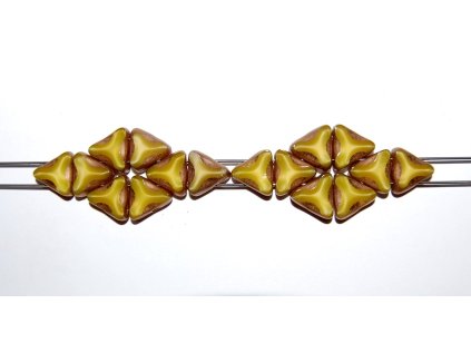 Trojúhelníky - 2 HOLE