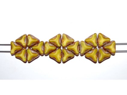 Trojúhelníky - 2 HOLE