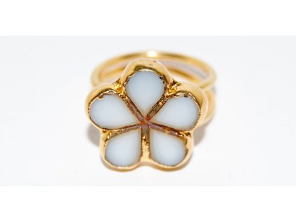 Size of the bead is: 17mm