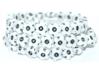 Flowers 11mm - pressed beads