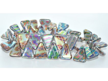 Pressed - Triangle 14x18mm