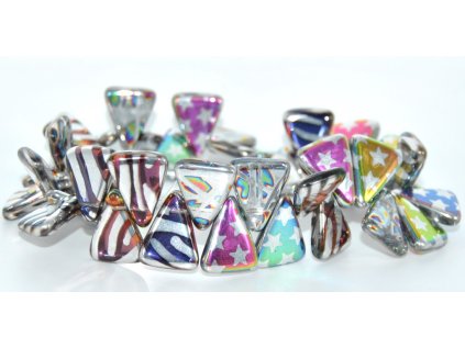 Pressed - Triangle 14x18mm