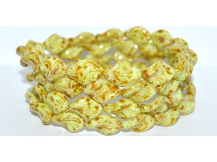 Pressed bead - Propeller