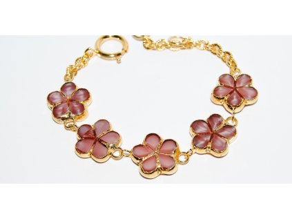 Size of beads is: 17mm.