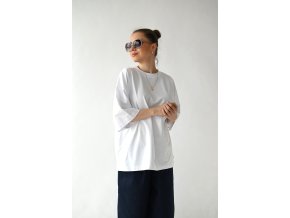 T-shirt top long white