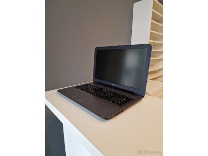 HP HQ TRE Z1025 (AMD Athlon 3000G)