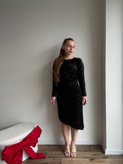 FLITROVÉ ŠATY MEGY - ČIERNA