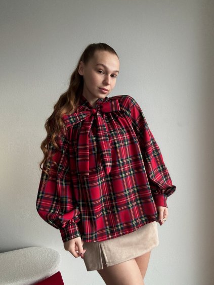 KÁROVANÁ BLÚZKA S VIAZANÍM - JULI