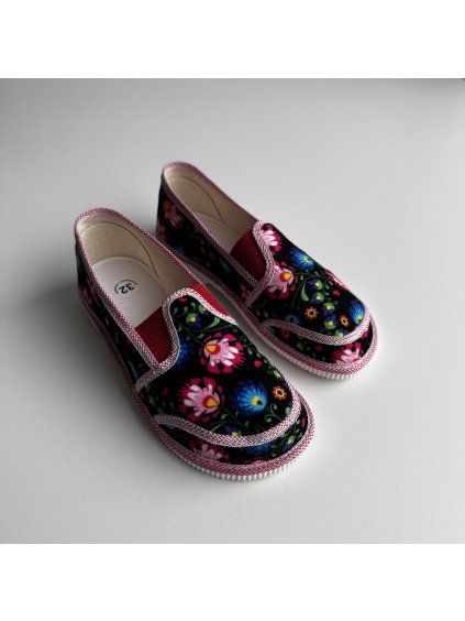 Dievčenské papuče Manik 123 M