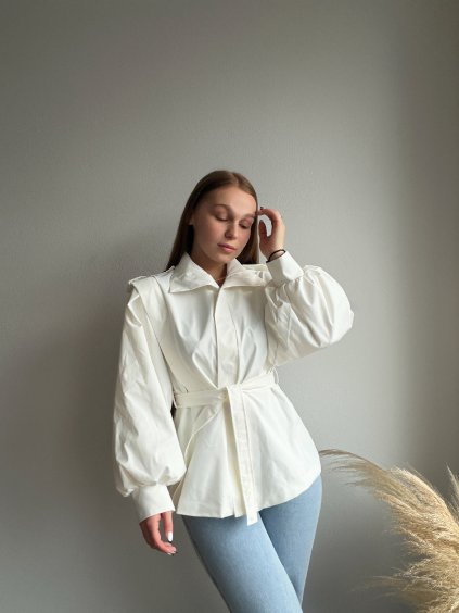 TRENČKOT S OPASKOM - SALLY - BIELA