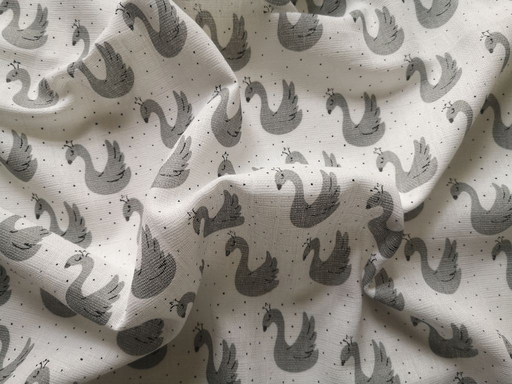 Látková plena 70x70 cm Šedé labutě (balení 5 ks)