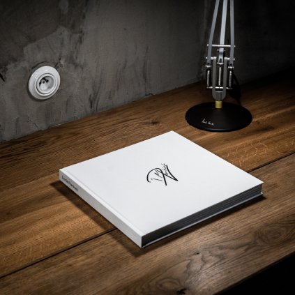 Kniha „Coffee Table Book“  Daniel Martinek