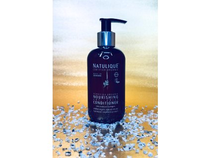 NATULIQUE Nourishing Conditioner 250 ml - Hluboká regenerace pro suché vlasy