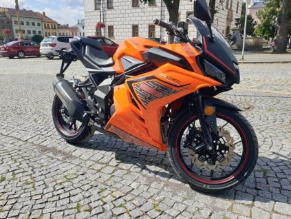 Capirelli Monza 125 RS oranžová