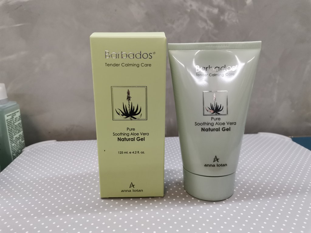 Barbados Zklidňující přírodní Aloe Vera gel