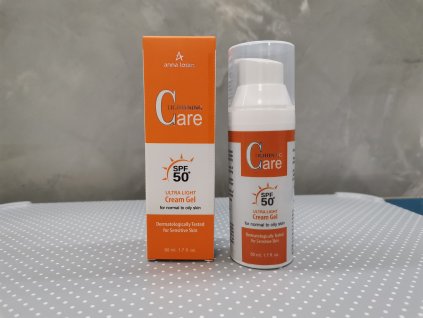 C White Ultra lehký krémový gel SPF50