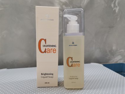 CWhite Zesvětlující tekuté mýdlo 558Kč