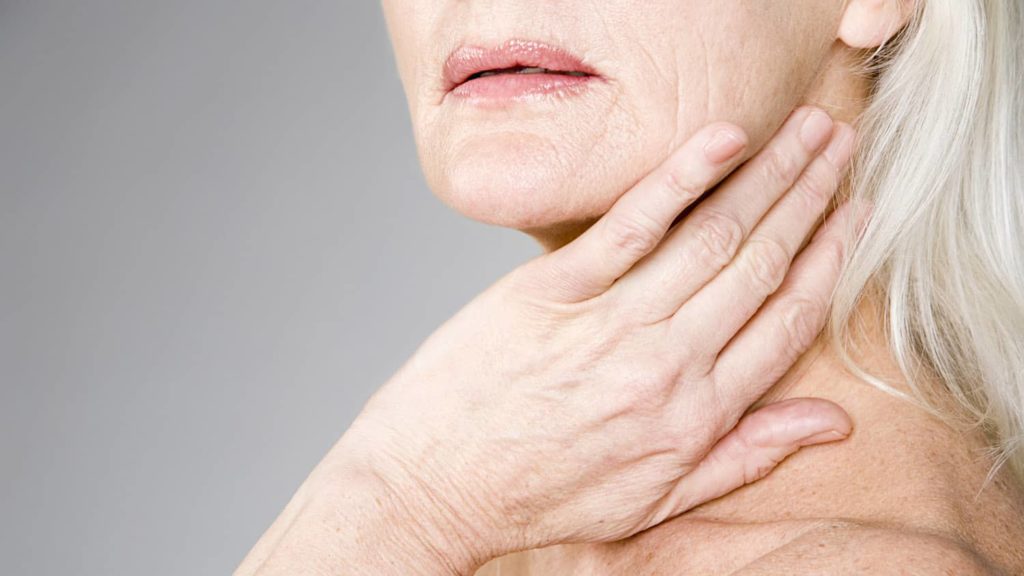 STÁRNUTÍ KŮŽE: Změny na kůži a prevence proti stárnutí