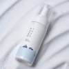 round lab cleansing foam lifestyle2