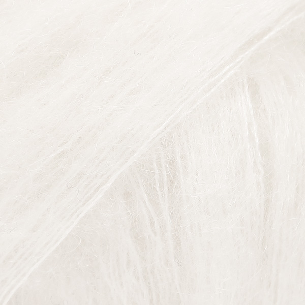 DROPS Kid Silk Barva: Kid-Silk smetanova 01